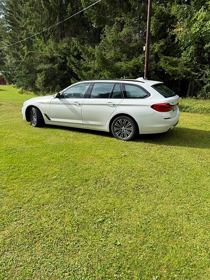 BMW 520d 3 of 8
