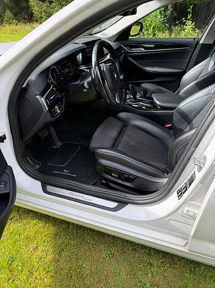 BMW 520d 6 of 8
