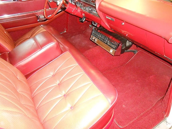 Cadillac Convertible 10 of 18