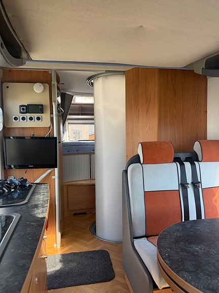 Bürstner Mega Van T675 4 sovplatser 9 of 20