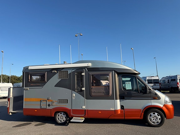 Bürstner Mega Van T675 4 sovplatser 17 of 20
