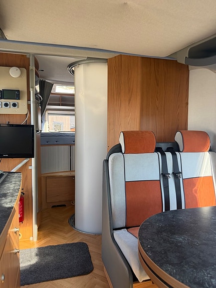 Bürstner Mega Van T675 4 sovplatser 10 of 20