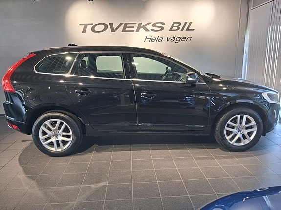 Volvo XC60 4 of 14