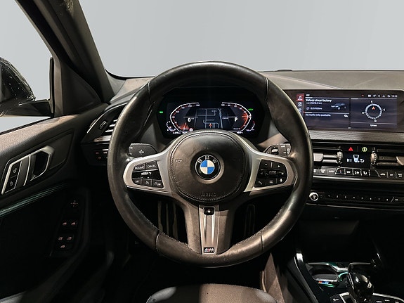 BMW 118i 10 of 19