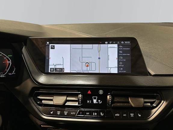 BMW 118i 12 of 19