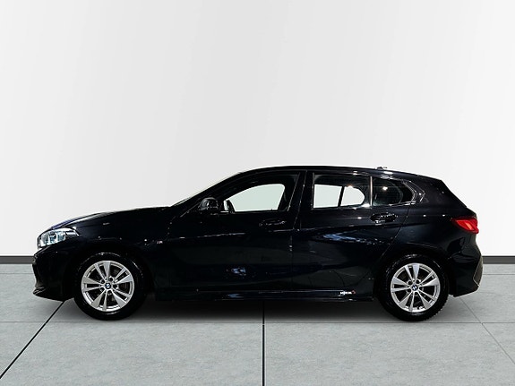 BMW 118i 4 of 19
