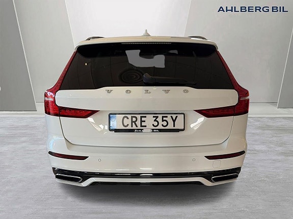 Volvo V60 7 of 17