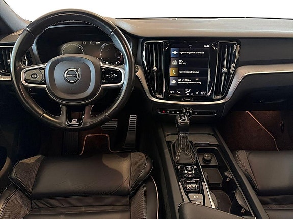 Volvo V60 13 of 17