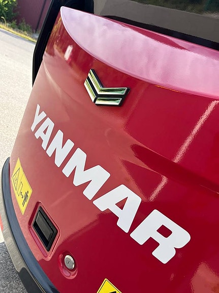 Yanmar SV15 5 of 6