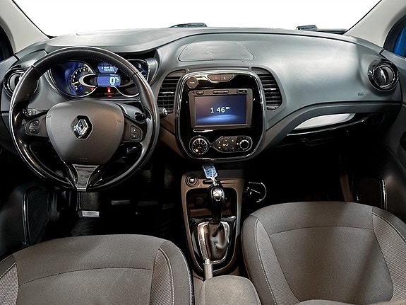 Renault Captur 9 of 19