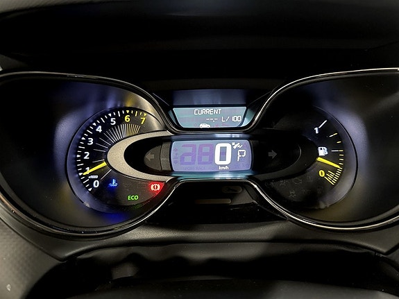 Renault Captur 8 of 19