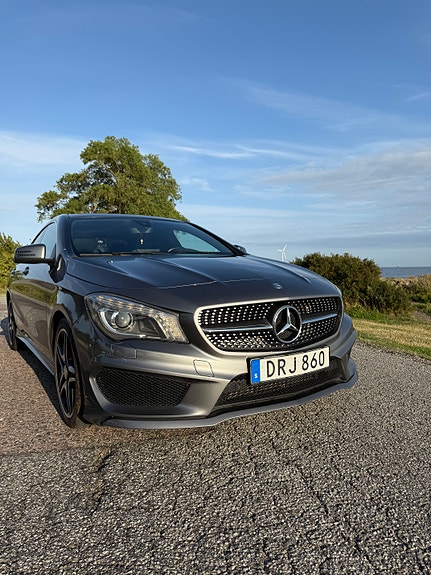 Mercedes-Benz CLA200 4 of 11