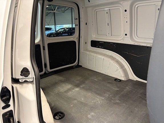 Volkswagen Caddy 5 of 17