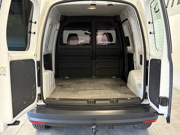 Volkswagen Caddy 6 of 17
