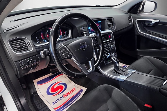 Volvo V60 8 of 19