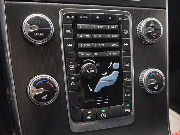 Volvo V60 17 of 19