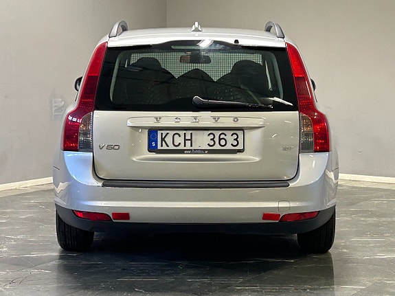 Volvo V50 7 of 18
