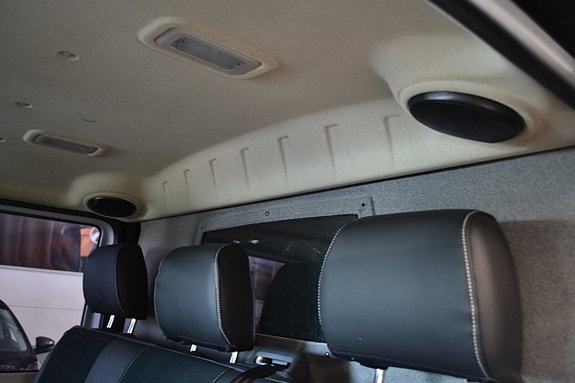 Volkswagen Transporter 15 of 15
