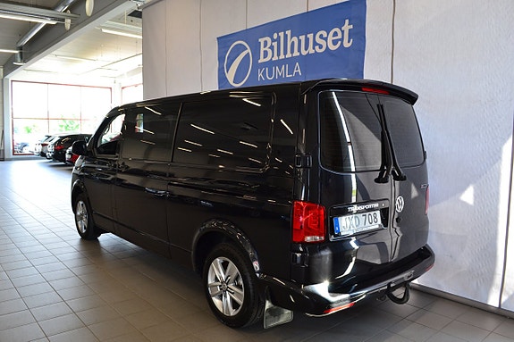 Volkswagen Transporter 3 of 15