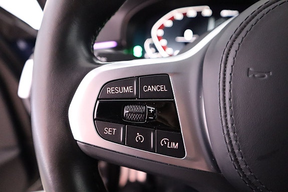BMW 530e 17 of 26