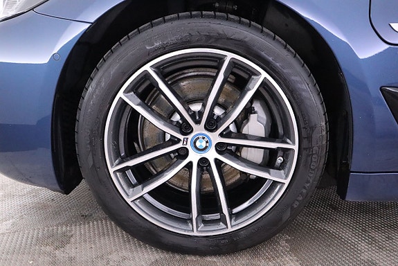 BMW 530e 10 of 26