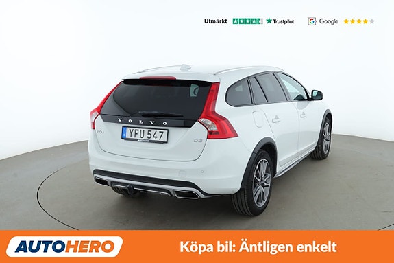 Volvo V60 Cross Country 6 of 30