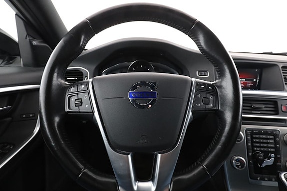 Volvo V60 Cross Country 19 of 30