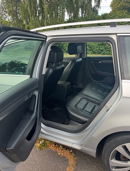 Volkswagen Passat 8 of 10