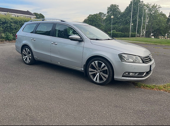 Volkswagen Passat 5 of 10