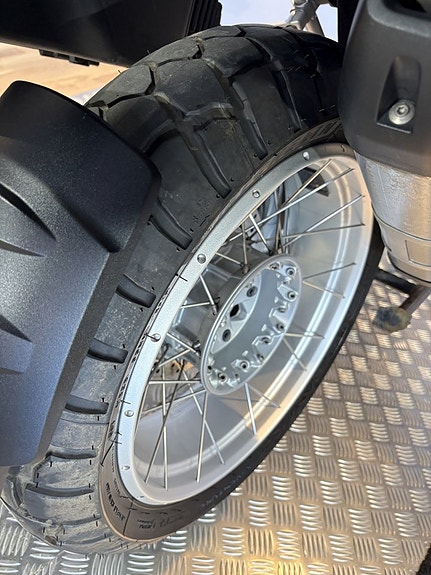 BMW R1200GS 12 of 16
