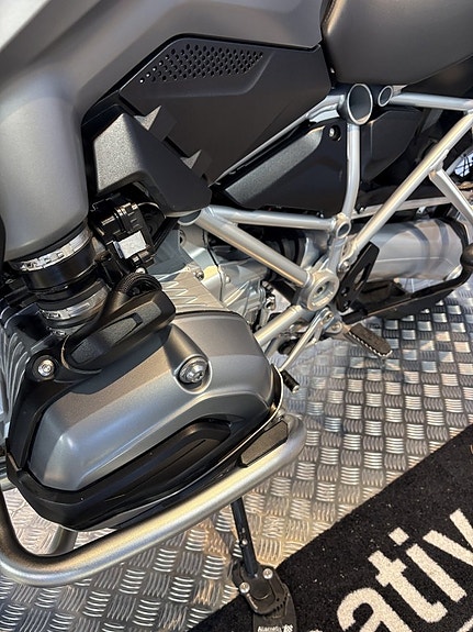BMW R1200GS 15 of 16