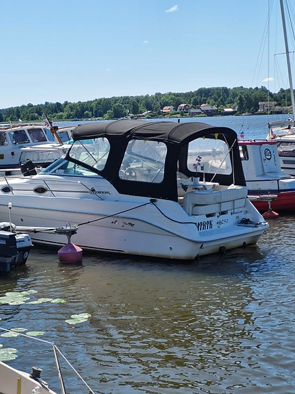 Sea Ray 250 -98 v8 3 of 16