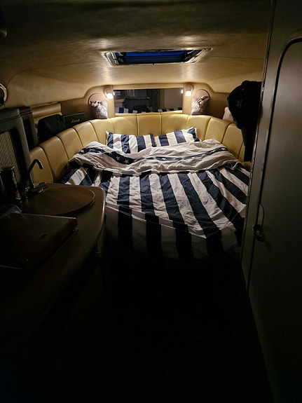 Sea Ray 250 -98 v8 4 of 16