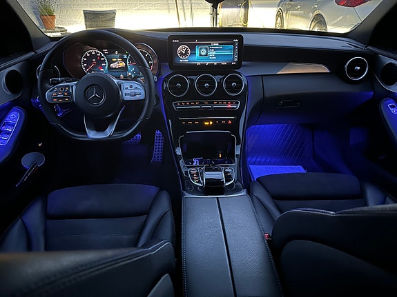 Mercedes-Benz C220 6 of 6