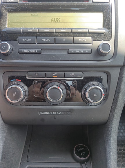 Volkswagen Golf VI 4 of 10