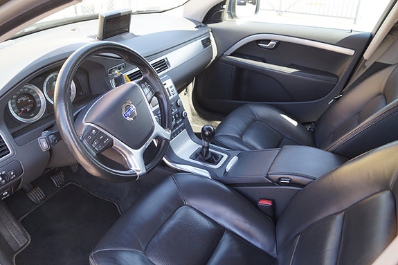 Volvo XC70 21 of 24
