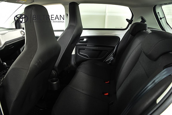 Volkswagen e-Up! 7 of 17