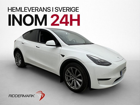 Tesla Model Y 4 of 30