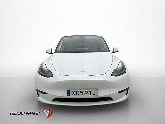 Tesla Model Y 3 of 30