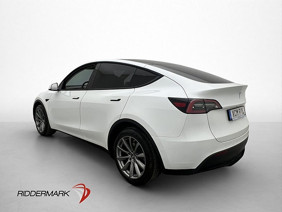 Tesla Model Y 6 of 30