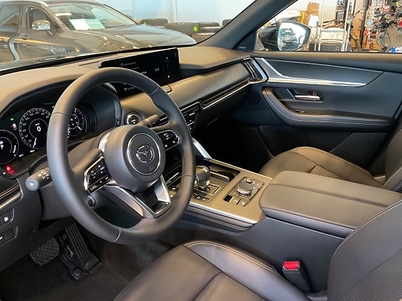 Mazda CX-80 7 of 15