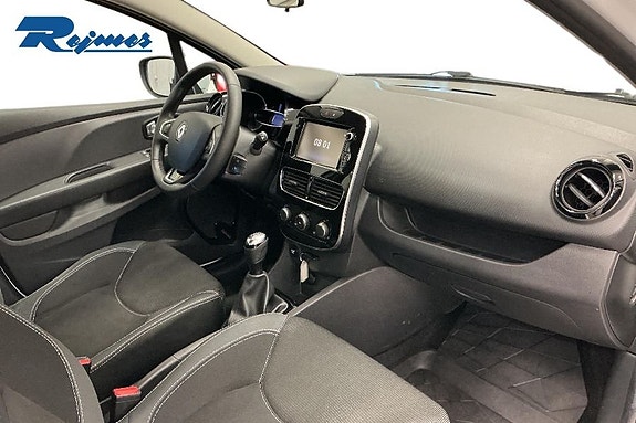 Renault Clio IV 11 of 18