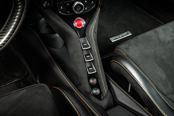 McLaren 720S 25 of 30
