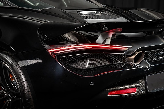 McLaren 720S 14 of 30