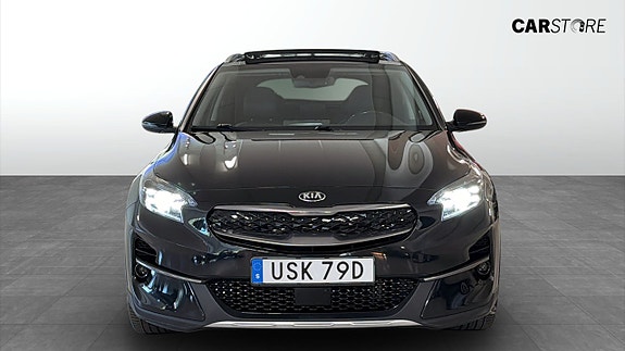 Kia XCeed 8 of 25
