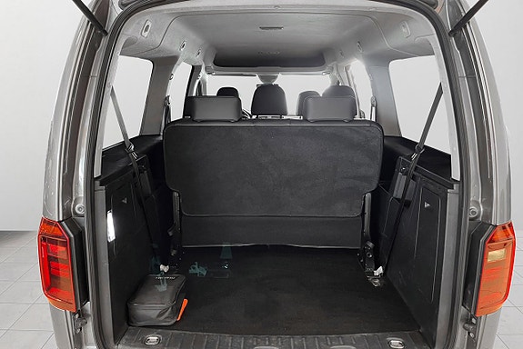 Volkswagen Caddy Maxi 13 of 28