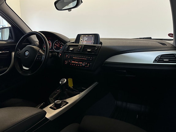 BMW 118d 9 of 22