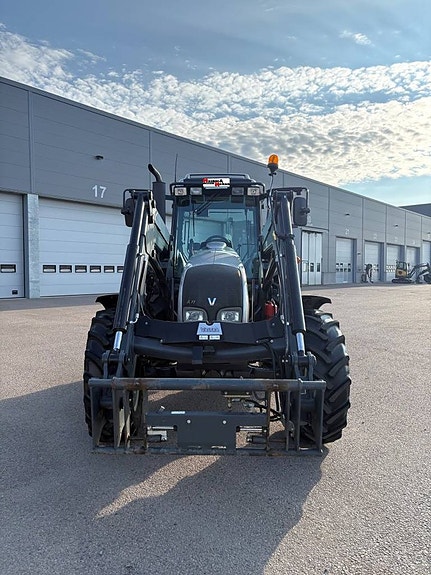 Valtra A72 / Lastare 3 of 11