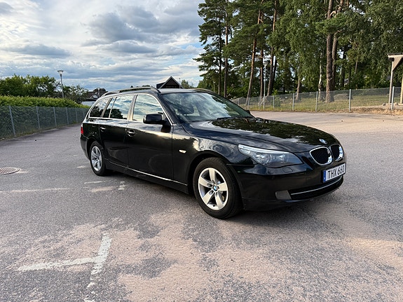BMW 520d 4 of 5