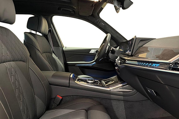 BMW X7 6 of 21
